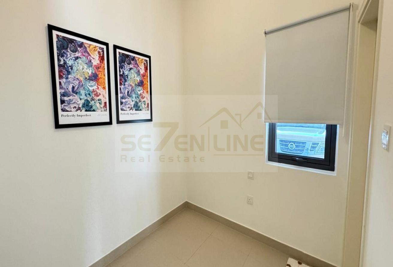 Fully Furnished| Prime Location | Corner Unit photo 9