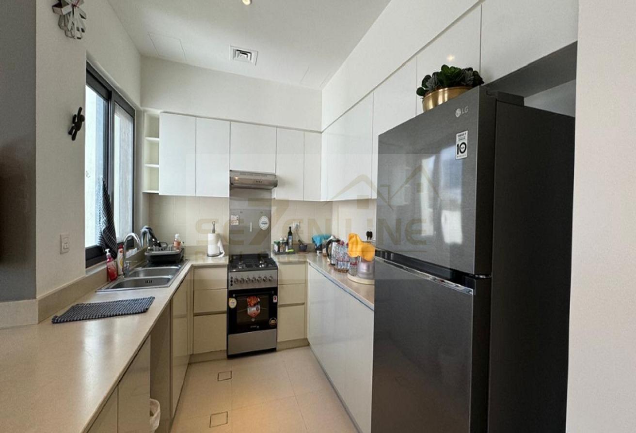 Fully Furnished| Prime Location | Corner Unit photo 5