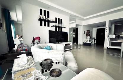 Apartment - 2 Bedrooms - 2 Bathrooms for sale in Tower 1 - Al Reef Downtown - Al Reef - Abu Dhabi Apartment - 2 Bedrooms - 2 Bathrooms for sale in Tower 1 - Al Reef Downtown - Al Reef - Abu Dhabi