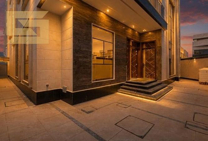 123370128 - Property Image 3