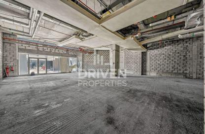 Retail - Studio - 2 Bathrooms for rent in API 1000 - Umm Al Sheif - Dubai