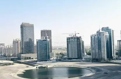 Apartment - Studio - 1 Bathroom for rent in Stadium Point - Dubai Sports City - Dubai
