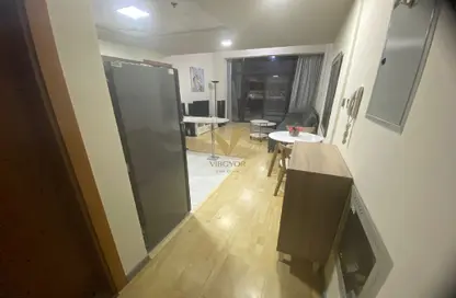 شقة - غرفة نوم - 2 حمامات للايجار في شقق بنغاتي - واحة دبي للسيليكون - دبي