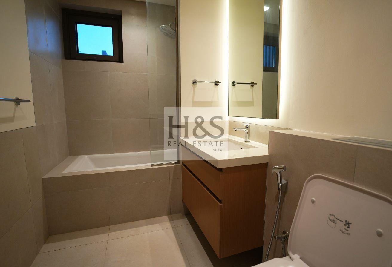 Type B Villa | 5BR + Maid | Single Row | Vastu photo 11
