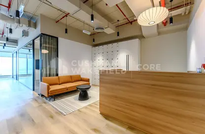 مكتب عمل جماعي للايجار في شمس أبوظبي - جزيرة الريم - أبوظبي