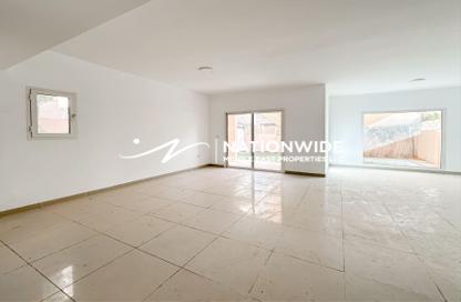 Villa - 5 Bedrooms - 6 Bathrooms for sale in Contemporary Style - Al Reef Villas - Al Reef - Abu Dhabi Villa - 5 Bedrooms - 6 Bathrooms for sale in Contemporary Style - Al Reef Villas - Al Reef - Abu Dhabi