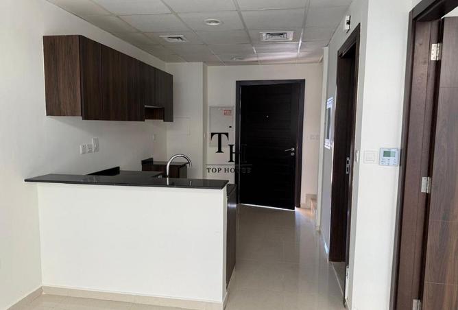 75011722 - Property Image 2