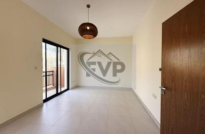 Villa - 4 - 6 for sale in Bloomingdale - Dubai Sports City - Dubai