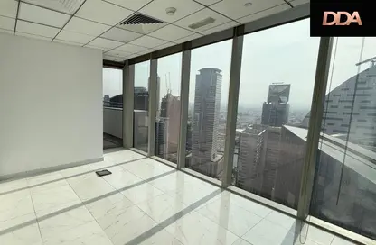 مكتب - استوديو - 1 حمام للايجار في القمة - الخليج التجاري - دبي