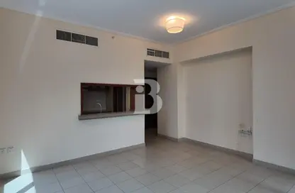 شقة - غرفة نوم - 1 حمام للايجار في البرج الجنوبي 1 - الجناح الجنوبي - وسط مدينة دبي - دبي