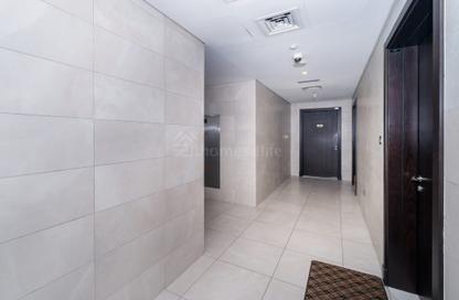 Apartment - 2 - 3 for rent in Bahwan Tower Downtown - Downtown Dubai - Dubai