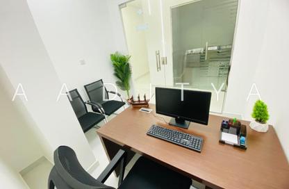 Office Space - Studio - 1 Bathroom for rent in Red Avenue - Al Garhoud - Dubai