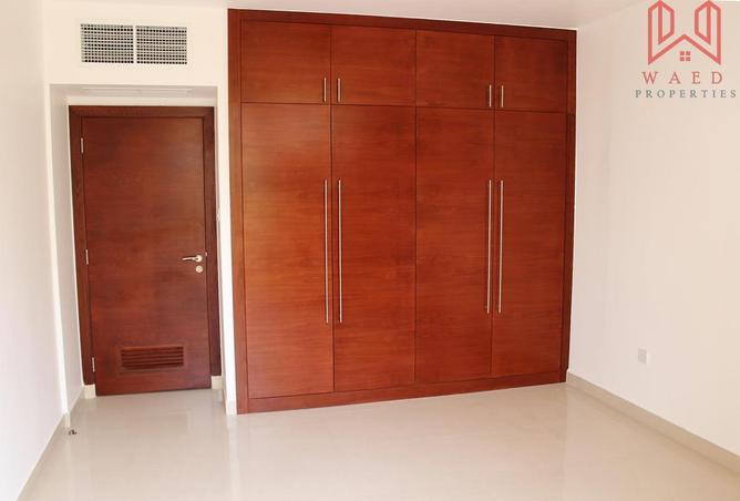 106843346 - Property Image 2