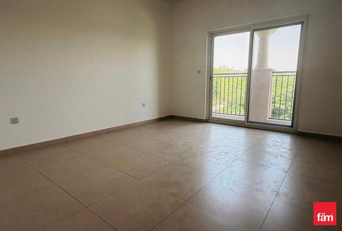 92251598 - Property Image 3