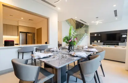 تاون هاوس - 3 غرف نوم - 5 حمامات للايجار في مروج الفرجان - الفرجان - دبي