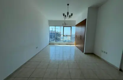 شقة - 1 حمام للايجار في سكاي كورتس تاور F - أبراج سكاي كورتس - مجمع دبي ريزيدنس - دبي لاند - دبي