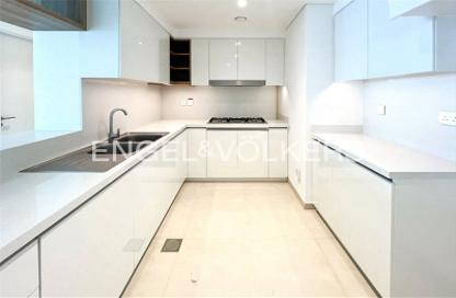 Apartment - 3 Bedrooms - 4 Bathrooms for sale in Downtown Views II Tower 1 - Downtown Views II - Zabeel 2 - Zabeel - Dubai