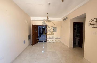 Apartment - 1 - 2 for rent in Al Majaz 3 - Al Majaz - Sharjah Apartment - 1 - 2 for rent in Al Majaz 3 - Al Majaz - Sharjah