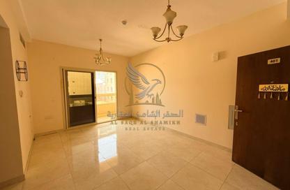 Apartment - 1 - 2 for rent in Al Majaz 3 - Al Majaz - Sharjah Apartment - 1 - 2 for rent in Al Majaz 3 - Al Majaz - Sharjah