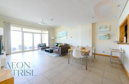 Apartment - 1 - 2 for rent in Al Das - Shoreline Apartments - Palm Jumeirah - Dubai