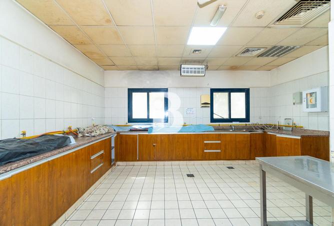 75027339 - Property Image 2