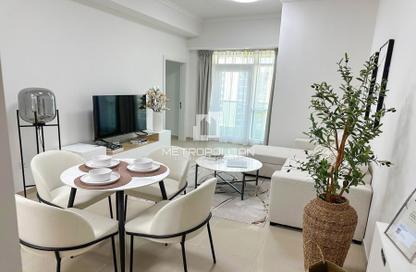 Apartment - 1 - 2 for rent in Lake City Tower - JLT Cluster D - Jumeirah Lake Towers - Dubai