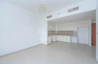 Apartment - 2 Bedrooms - 2 Bathrooms for rent in Zahra Apartments 2A - Zahra Apartments 2 - Zahra Apartments - Town Square - Dubai