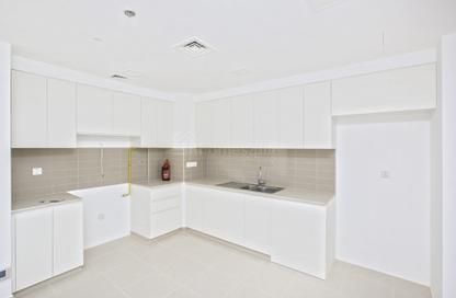 Apartment - 2 - 2 for rent in Zahra Apartments 2A - Zahra Apartments 2 - Zahra Apartments - Town Square - Dubai Apartment - 2 - 2 for rent in Zahra Apartments 2A - Zahra Apartments 2 - Zahra Apartments - Town Square - Dubai