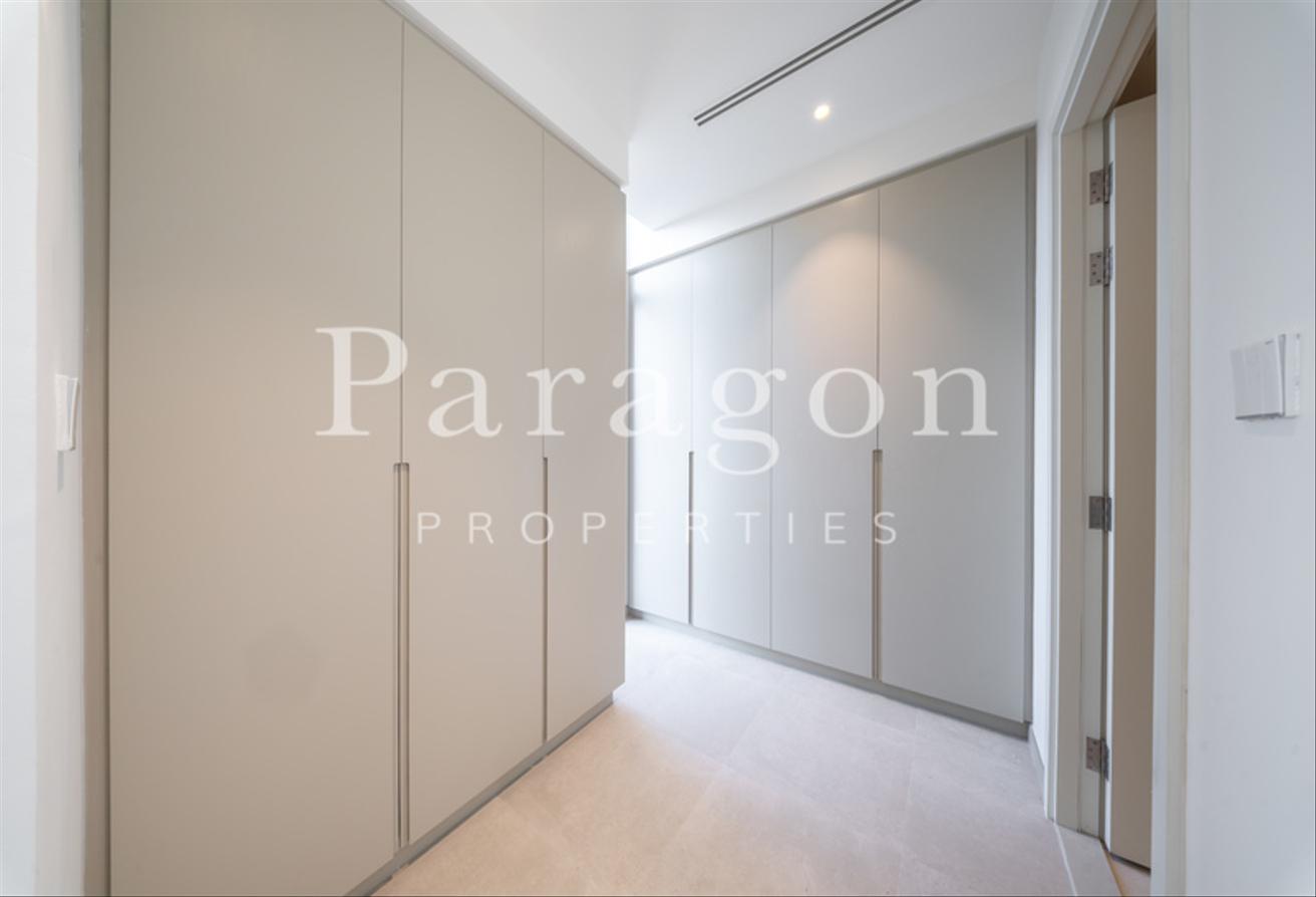 Corner Unit | On The Park | Large Plot photo 18