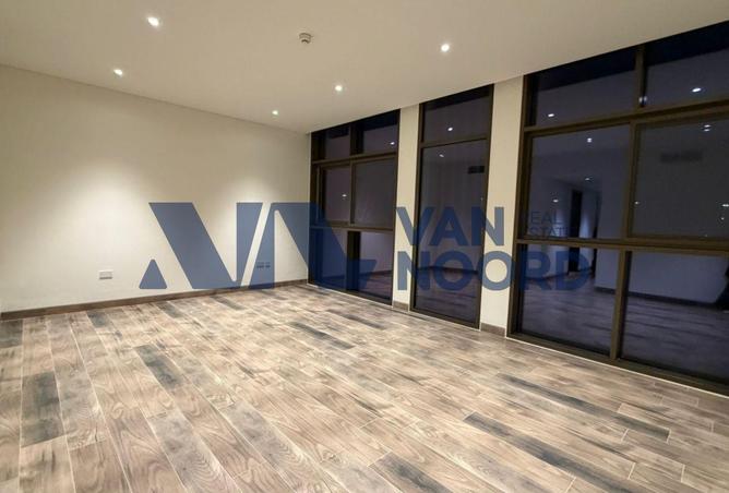 70704493 - صورة العقار 3