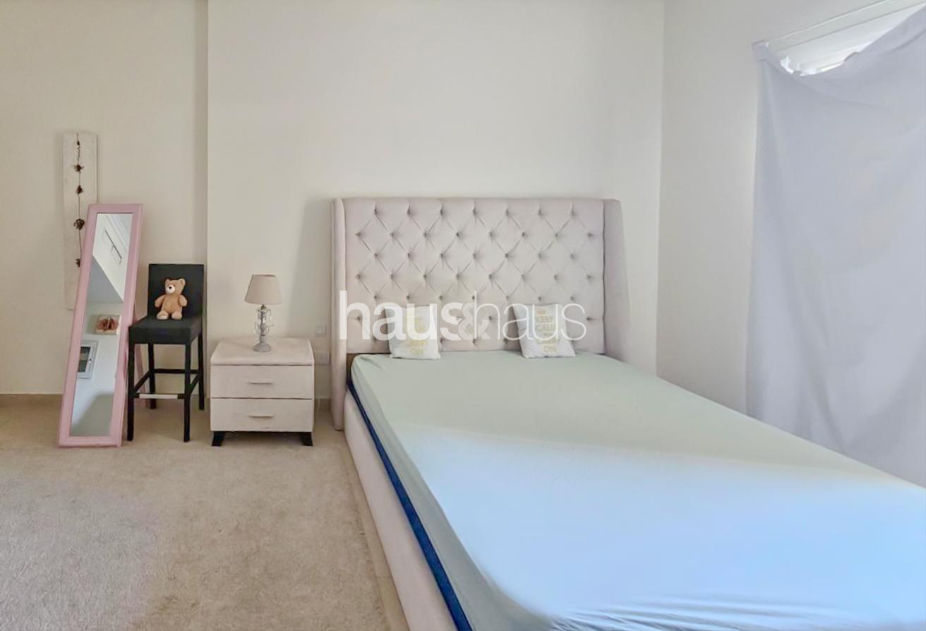 Hot Offer! | Modern Furnished | Prime Location photo 7