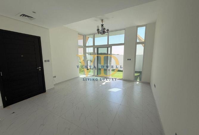 141927857 - Property Image 2