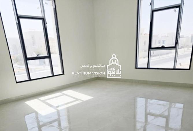 54404292 - صورة العقار 2