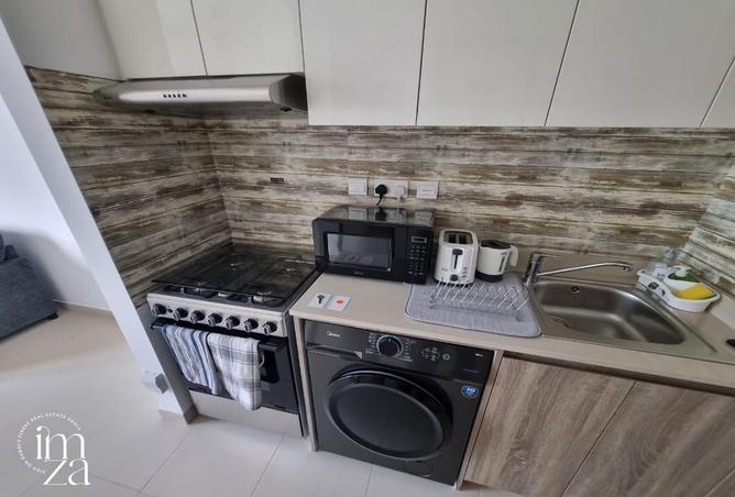 94022439 - Property Image 3