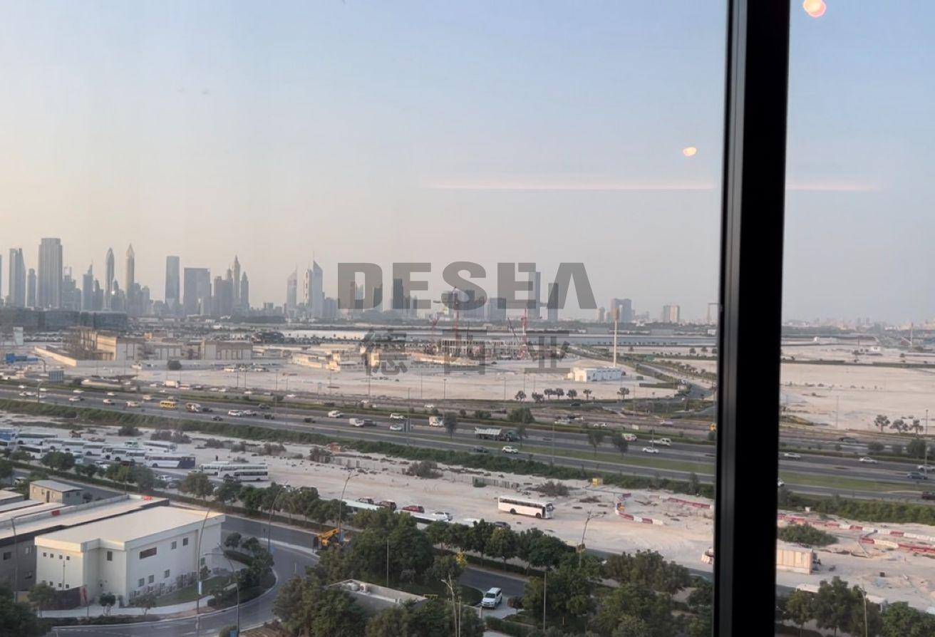 Vacant | City Skyline View | Furnished