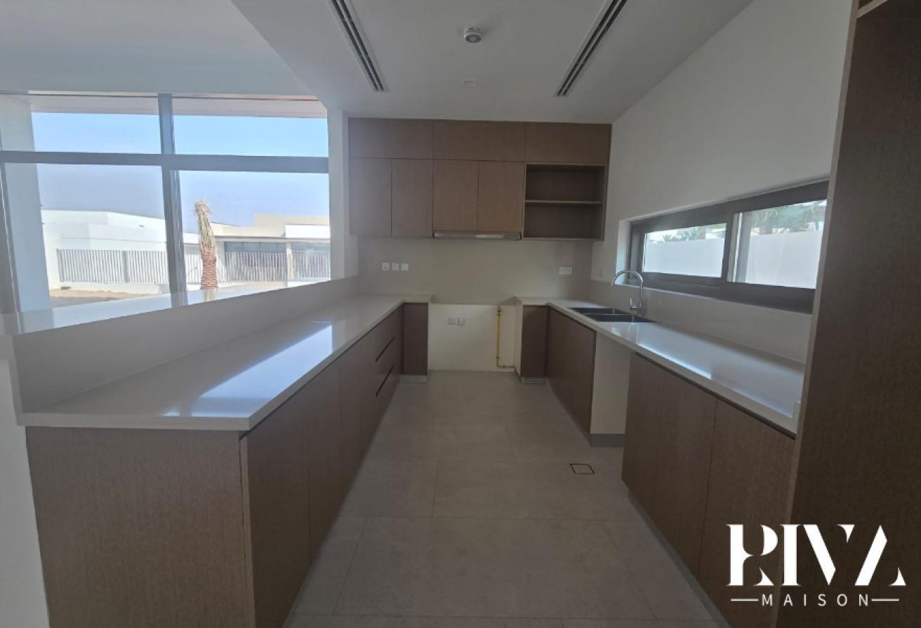 Exclusive Villa | Prime Location | Tilal Al Furjan photo 14