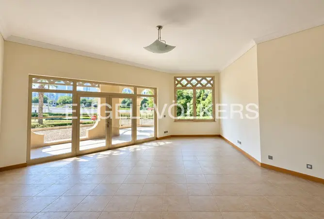 156004292 - Property Image 2