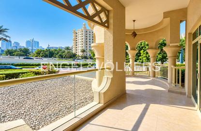 Apartment - 3 - 4 for rent in Al Haseer - Shoreline Apartments - Palm Jumeirah - Dubai