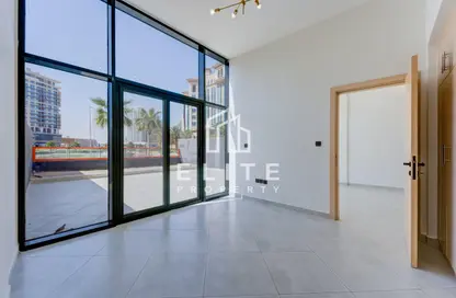 Apartment - 3 Bedrooms - 3 Bathrooms for rent in Binghatti Avenue - Al Jaddaf - Dubai