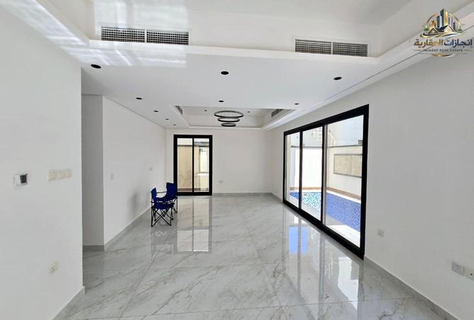 102839718 - Property Image 3