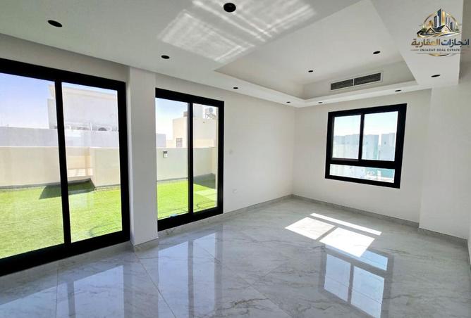 102839718 - Property Image 2