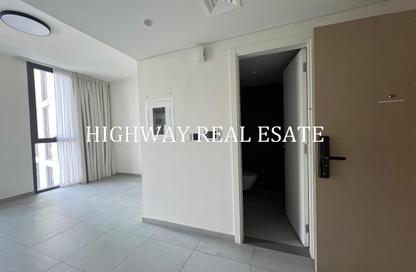 Apartment - Studio - 1 for rent in The Boulevard 1 - Aljada - Sharjah