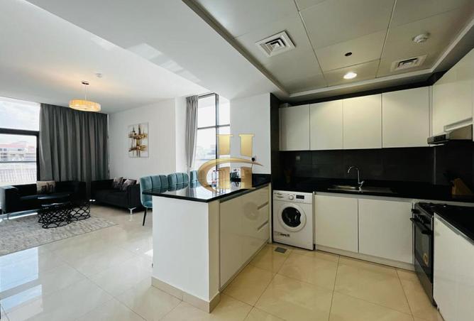 94025674 - Property Image 3