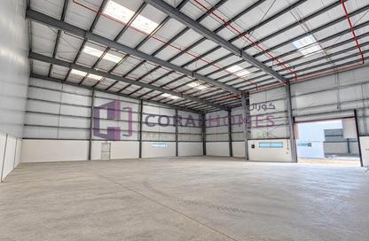 Warehouse - Studio for rent in Dubai Investment Park 1 (DIP 1) - Dubai Investment Park (DIP) - Dubai