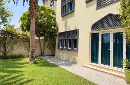 Villa - 3 - 3 for rent in District 8 - Jumeirah Park - Dubai Villa - 3 - 3 for rent in District 8 - Jumeirah Park - Dubai