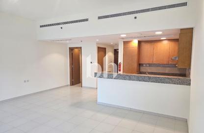 Apartment - Studio - 1 for rent in Bay Square Building 9 - Bay Square - Business Bay - Dubai