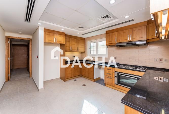 136540230 - Property Image 3