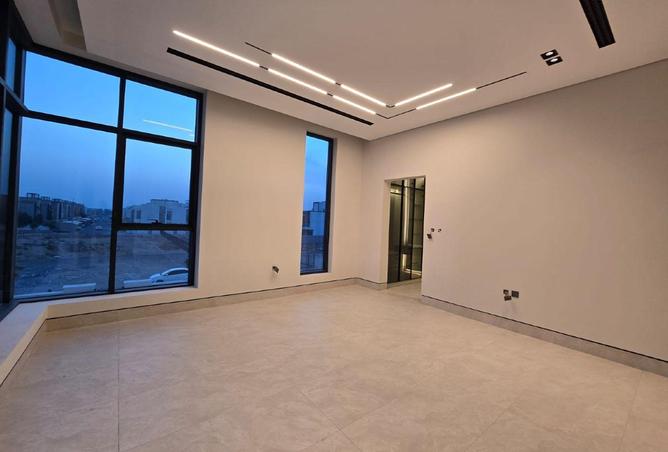 79440039 - Property Image 3