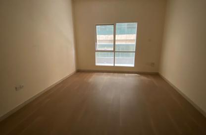 Apartment - 2 - 3 for sale in Dar Al Majaz - Jamal Abdul Nasser Street - Al Majaz - Sharjah