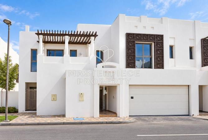 Single Row | For Locals | Spacious 4BR Villa